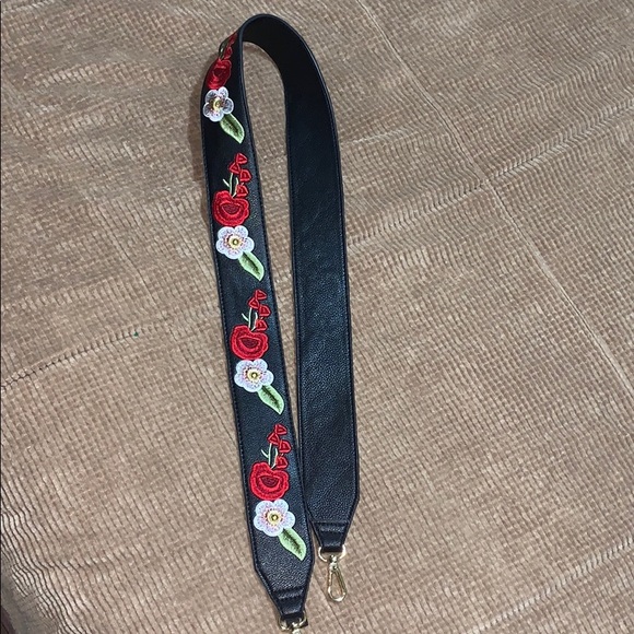 Handbags - Purse rose guitar strap